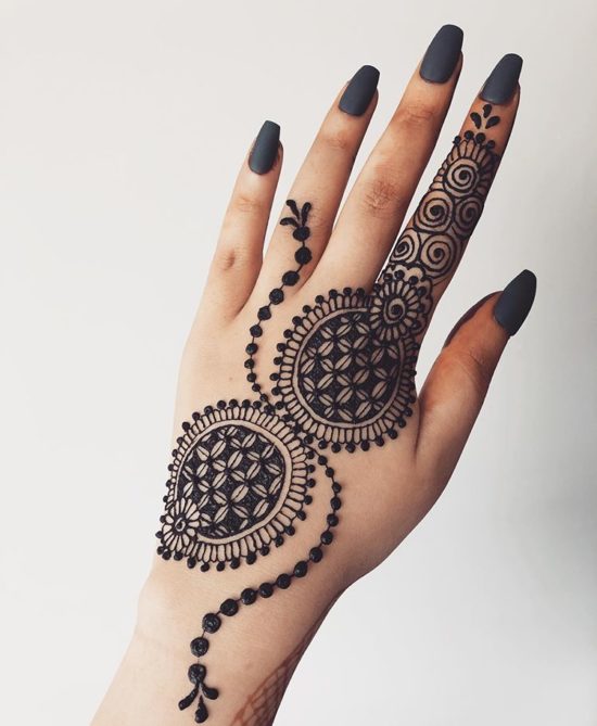 Arabic Mehndi Design for back hand