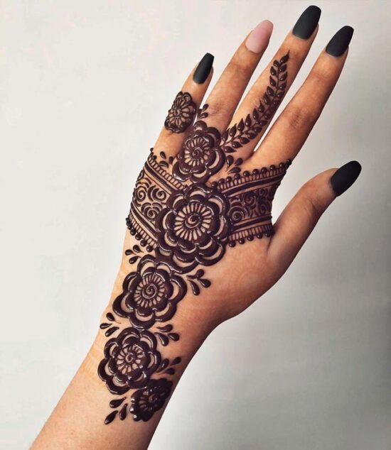 Flower Pattern Back Hand Mehndi Design