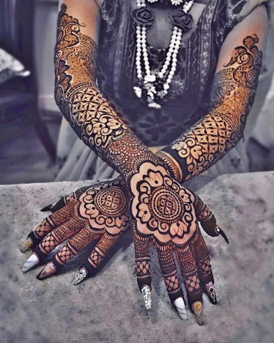 Beautiful Bridal Back hand mehndi design