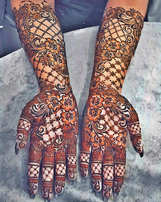 35 Outstanding Mehndi Designs To Try For Occasions Styleyourselfhub
